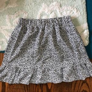 white and black skirt!!